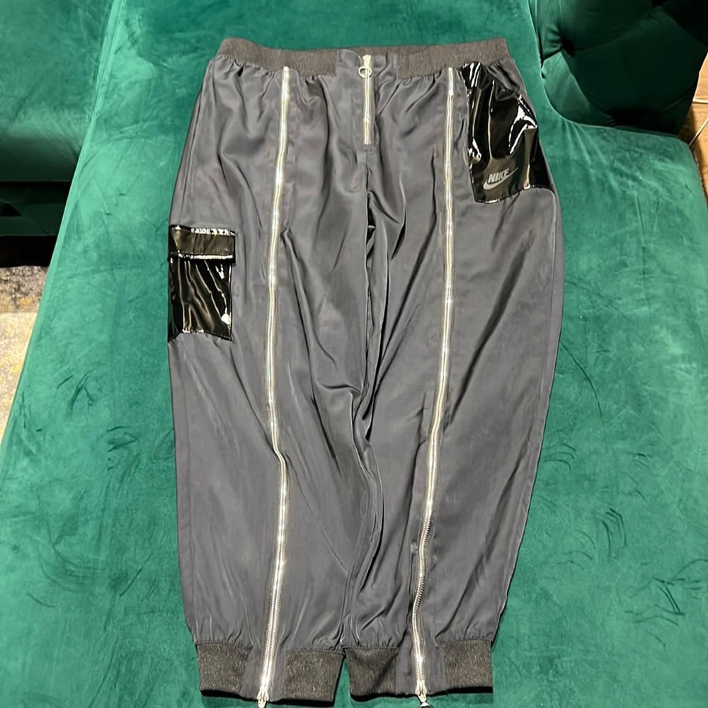 NIKE oversized joggers